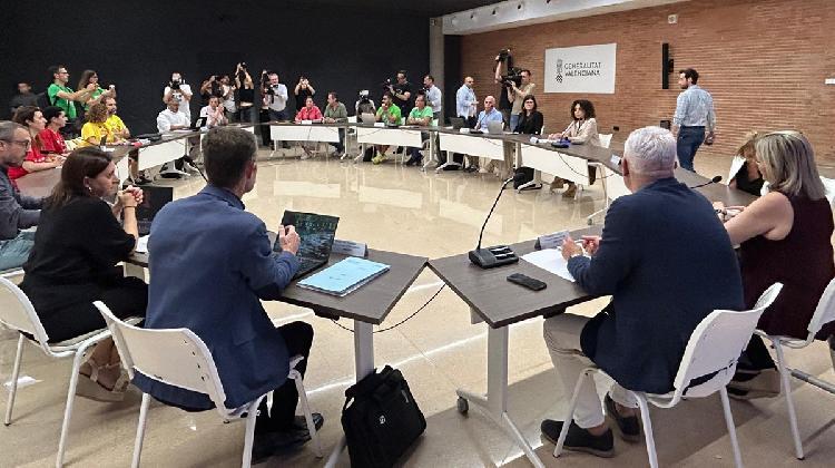 2025_05_25-reunion-acuerdo-economico-web